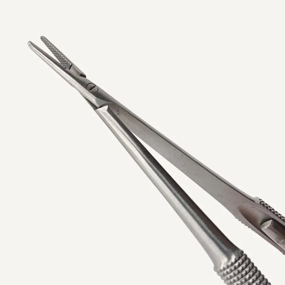 Castroviejo Needle Holder STR 18cm TC